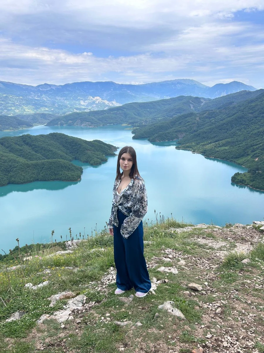 Darsy escort in Dubai