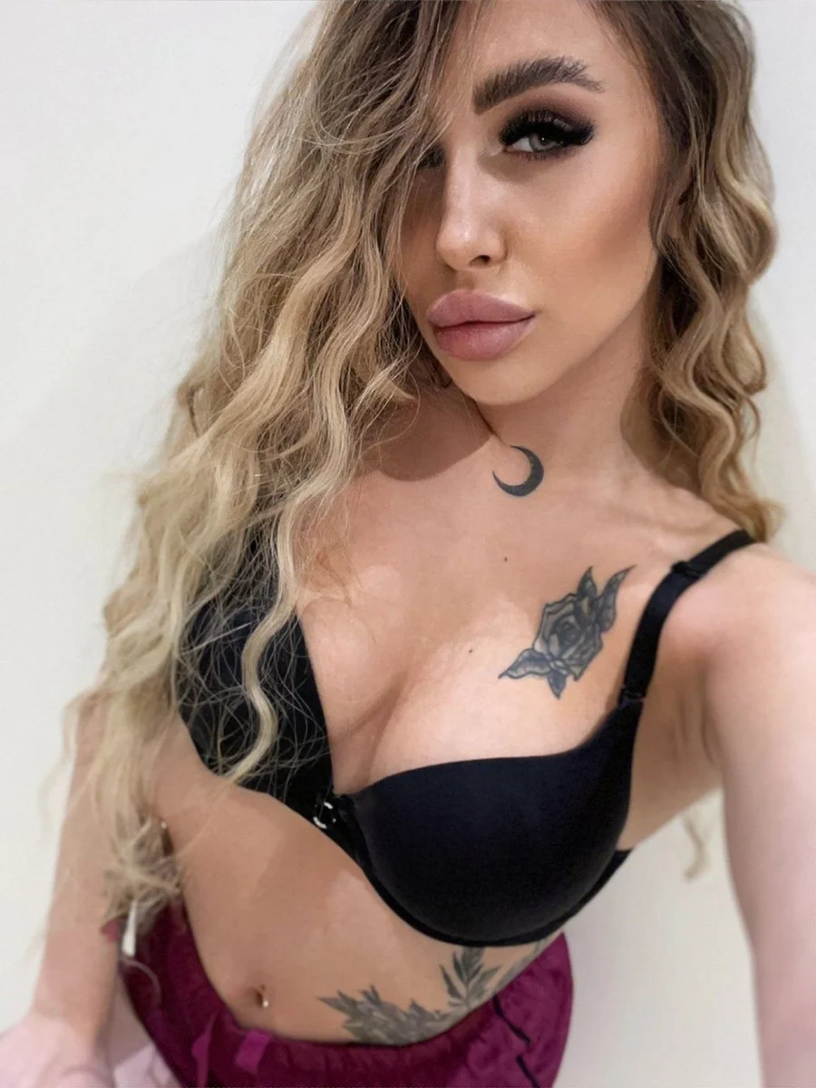 Kassandra escort in Dubai