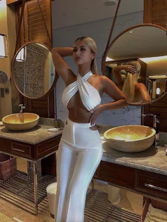 Kendal escort in Dubai