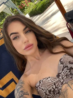 Kimberley escort in Dubai