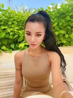 Louisa escort in Dubai