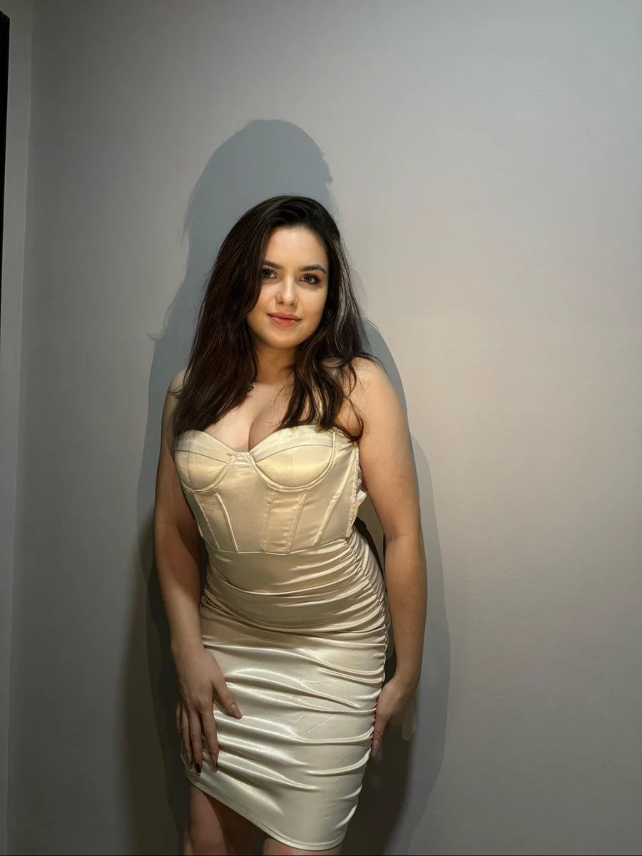 Natalia escort in Dubai